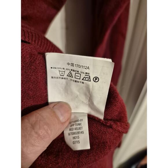 Old Navy Red V Neck Sweater Size XL - Picture 4 of 6